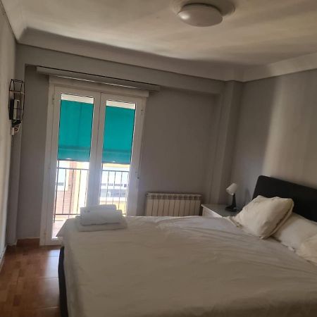 Apartamento Zaragoza Plaza Europa מראה חיצוני תמונה