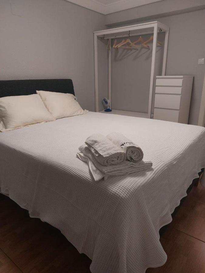 Apartamento Zaragoza Plaza Europa מראה חיצוני תמונה
