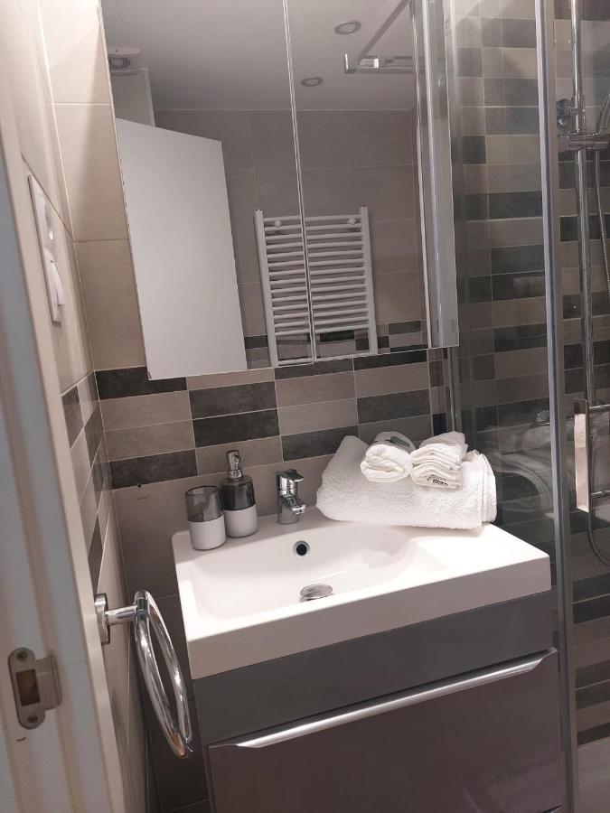 Apartamento Zaragoza Plaza Europa מראה חיצוני תמונה